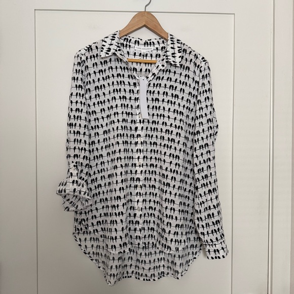 Jane and Delancey Tops - Jane Delancey Shirt Womens L White Black Parrot Bird Wire Long Sleeve Button Up